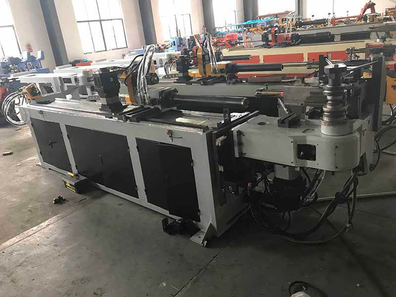 Difference Between CNC Tube Bending Machine and Roll Bender