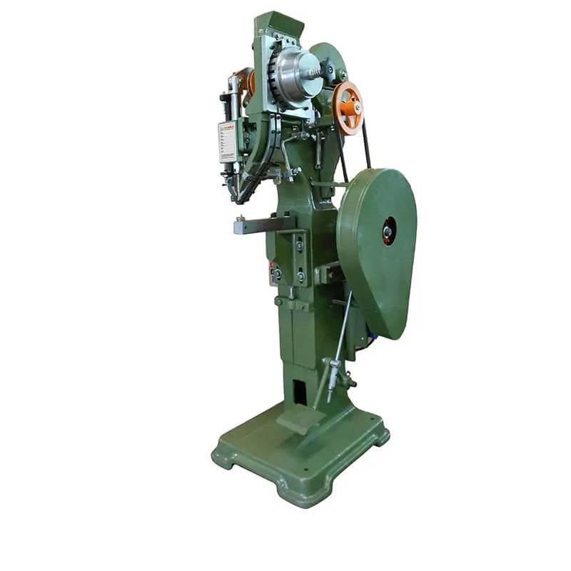 automatic riveting machine